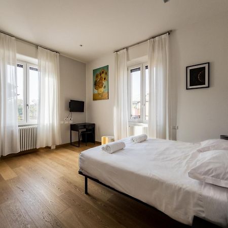 Rrrapido Holy Suites And Rooms - Via Sardegna Milaan Buitenkant foto