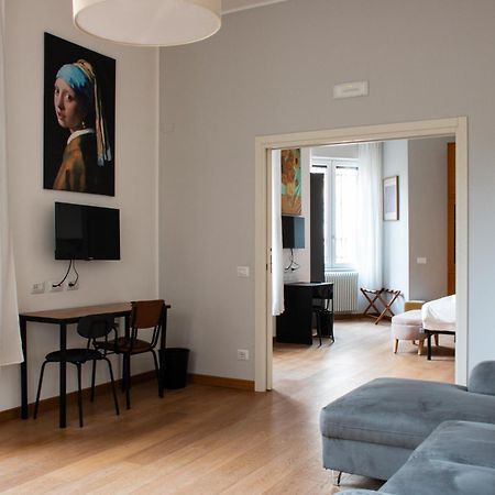 Rrrapido Holy Suites And Rooms - Via Sardegna Milaan Buitenkant foto