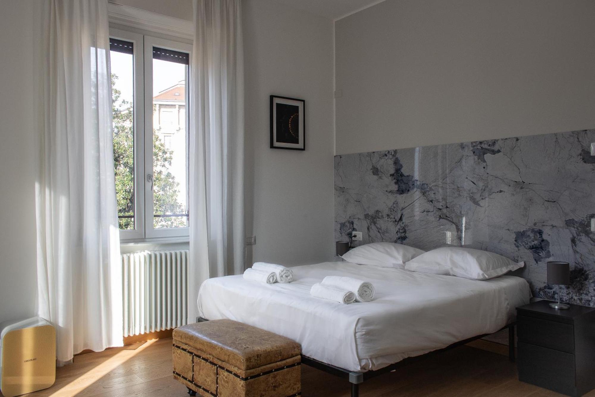 Rrrapido Holy Suites And Rooms - Via Sardegna Milaan Buitenkant foto