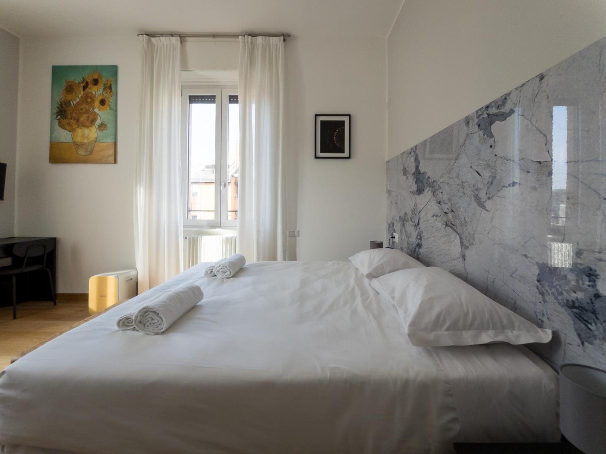 Rrrapido Holy Suites And Rooms - Via Sardegna Milaan Buitenkant foto