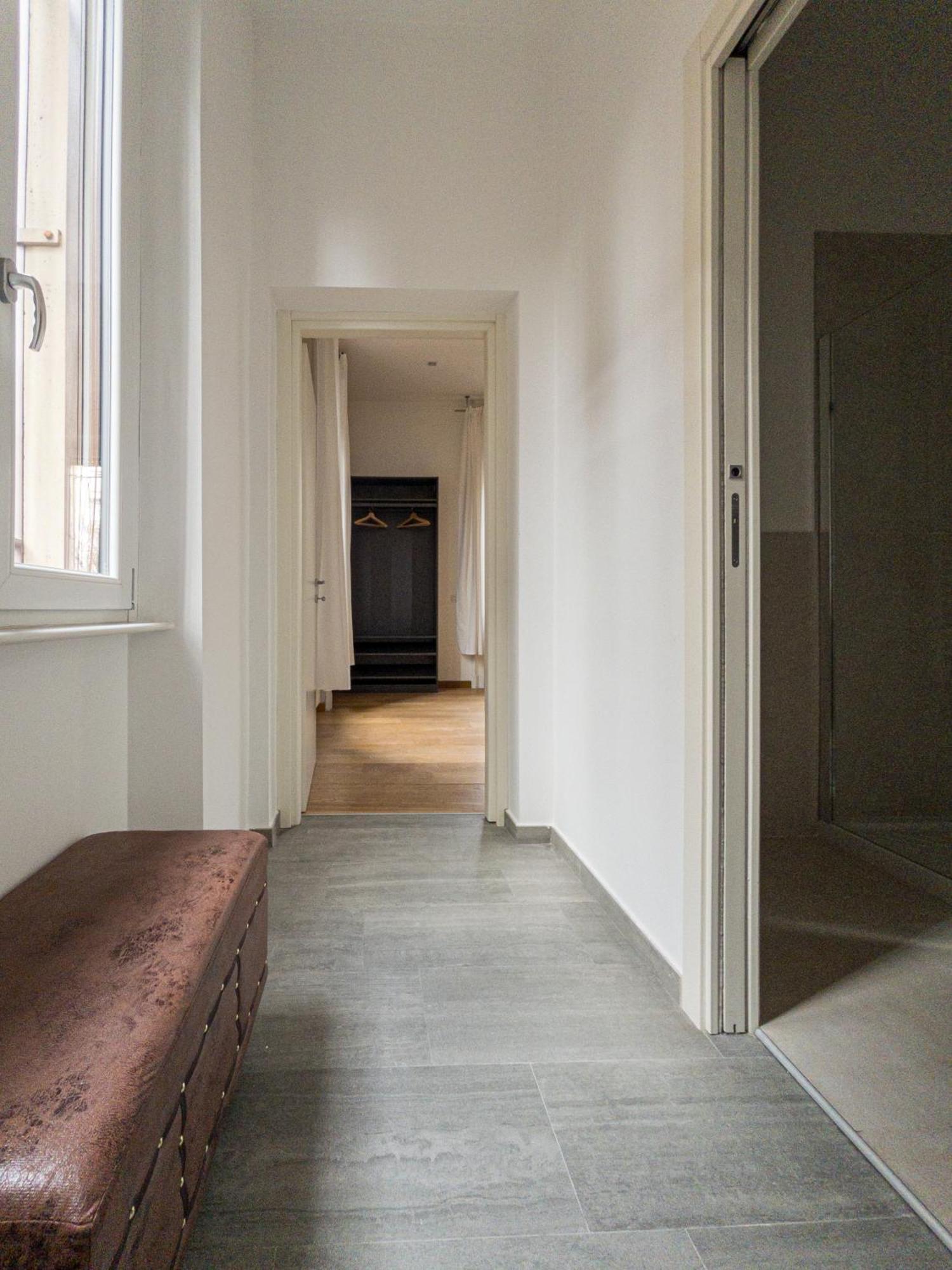 Rrrapido Holy Suites And Rooms - Via Sardegna Milaan Buitenkant foto