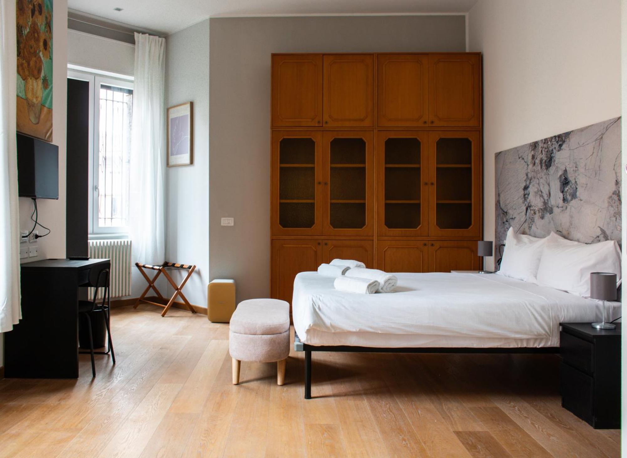 Rrrapido Holy Suites And Rooms - Via Sardegna Milaan Buitenkant foto