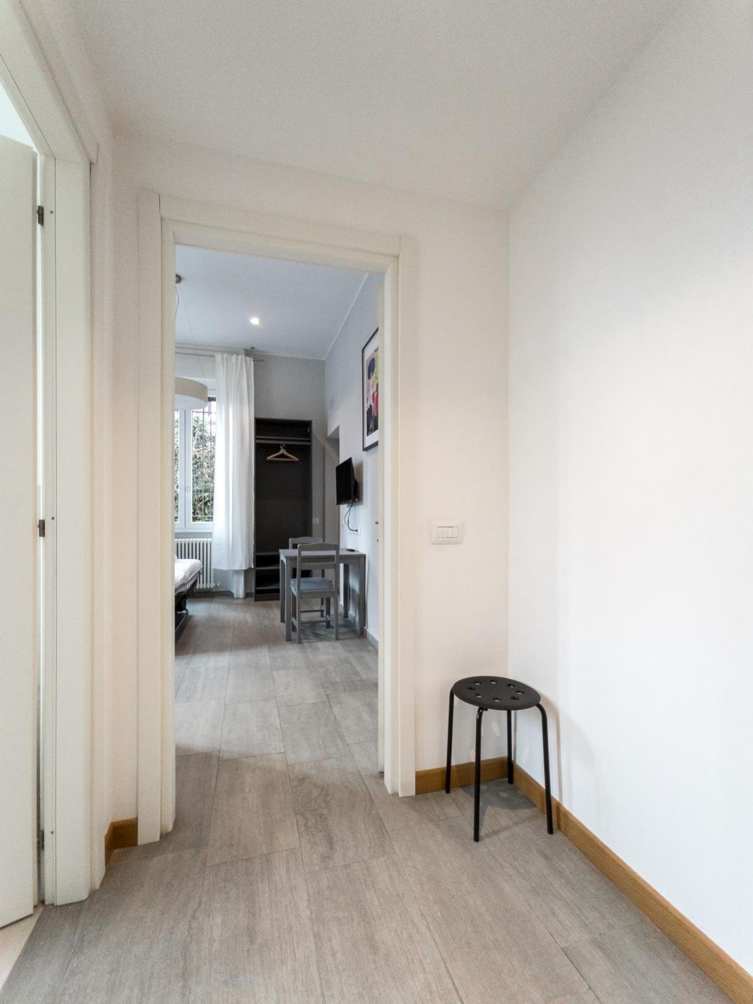 Rrrapido Holy Suites And Rooms - Via Sardegna Milaan Buitenkant foto